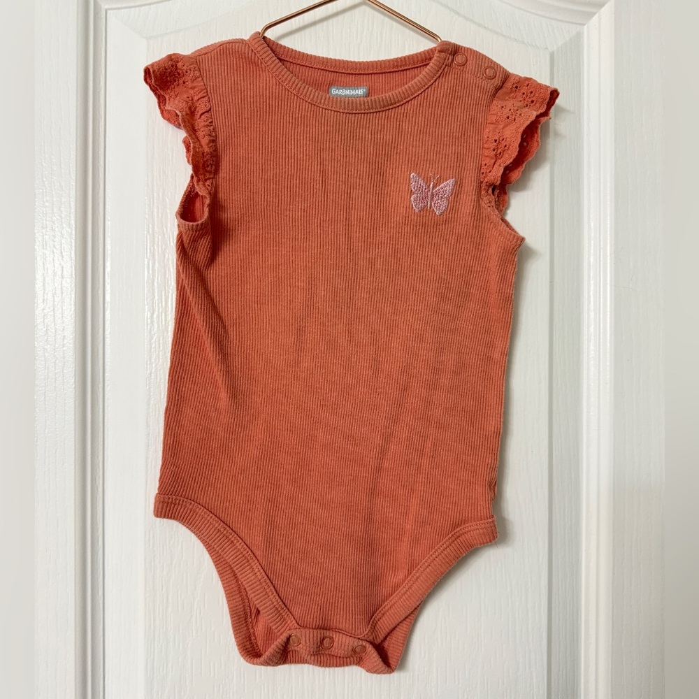 Garanimals orange ribbed bodysuit eyelet ruffle sleeves butterfly embroidery 18M